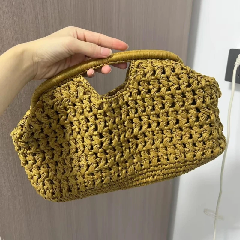 

2025 Summer New Seaside Vacation Travel Straw Woven Clutch Bag Fashionable Raffia Woven Chain Crossbody Beach Bag Women's Bag