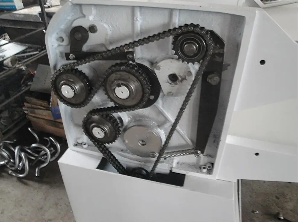 ملاءة العجين للاستخدام في المطاعم مع آلة ضغط عجين الخبز بحالة جديدة