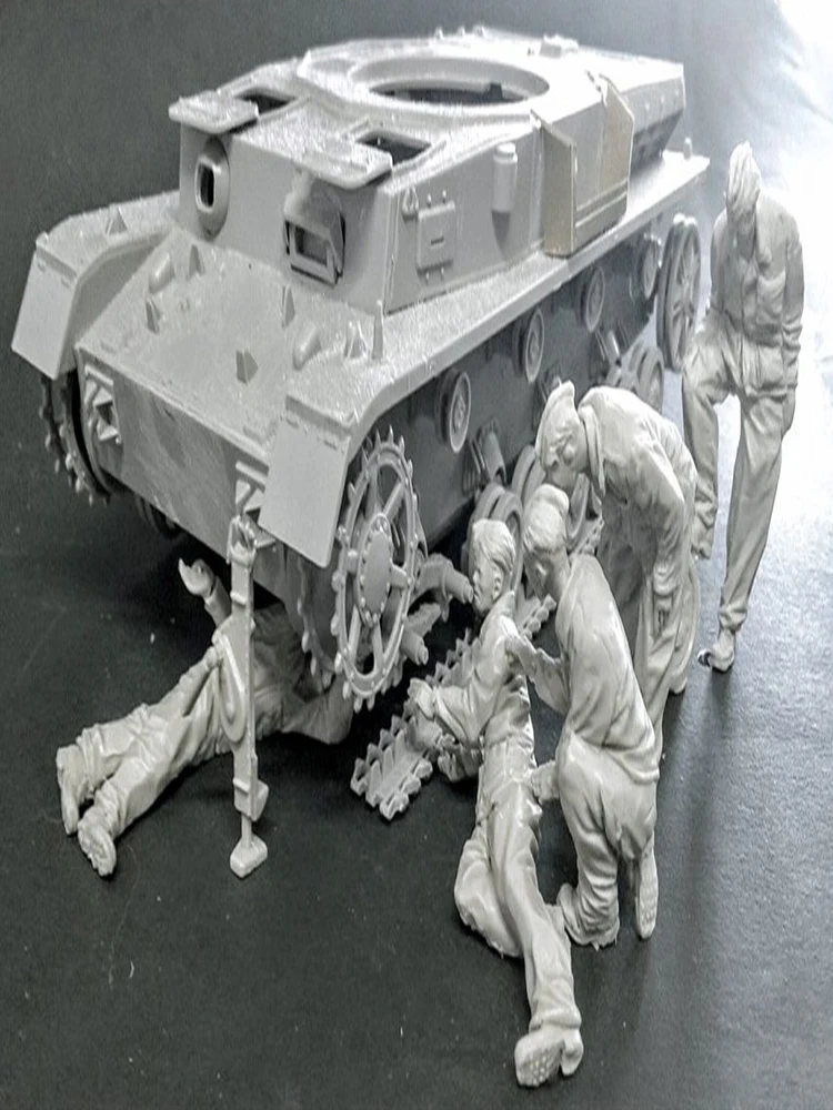 

Unassambled 1/35 ancient crew include 5 man (NO CAR ) Resin figure miniature model kits Unpainted