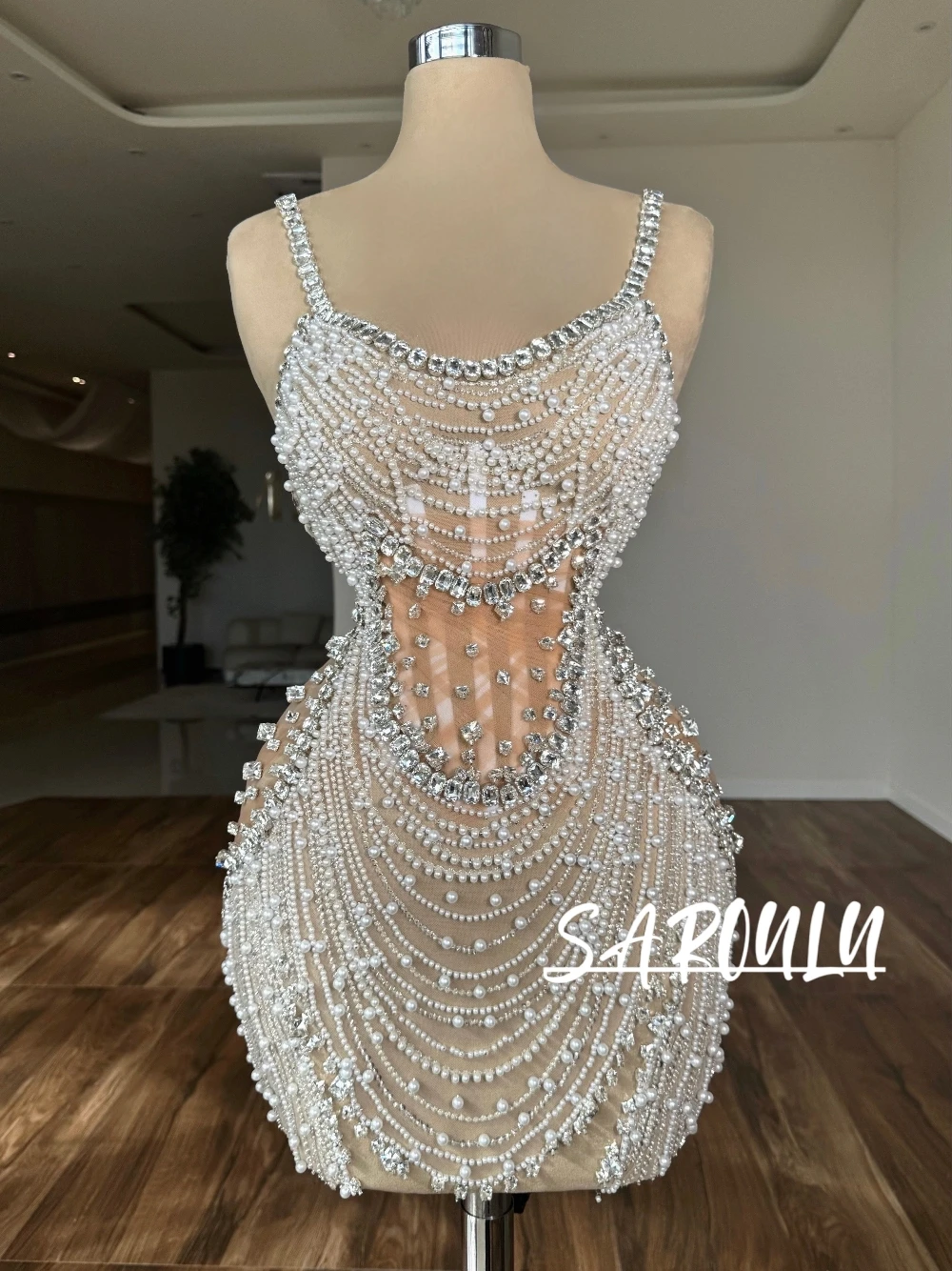 

Delicate Pearl Beaded Crystal Short Prom Dress Sexy Spaghetti Straps Clubwear Homecoming Party Gown Customized Luxury Shiny Wear