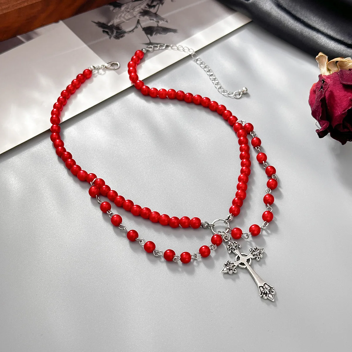 

Retro Gothic Red Beaded Metal Cross Pendant Necklace For Women Girls Trend Simple Luxury Jewelry Charm Bead Stacked Choker