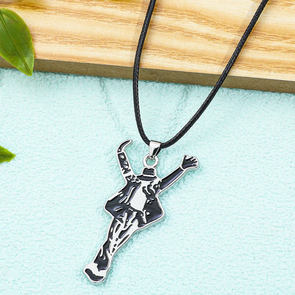 Klassische Michael Jackson Pop-Star Tanz-Emaille-Anhänger-Halskette für Fans – Modeschmuck-Accessoire-Geschenk – Detail 2