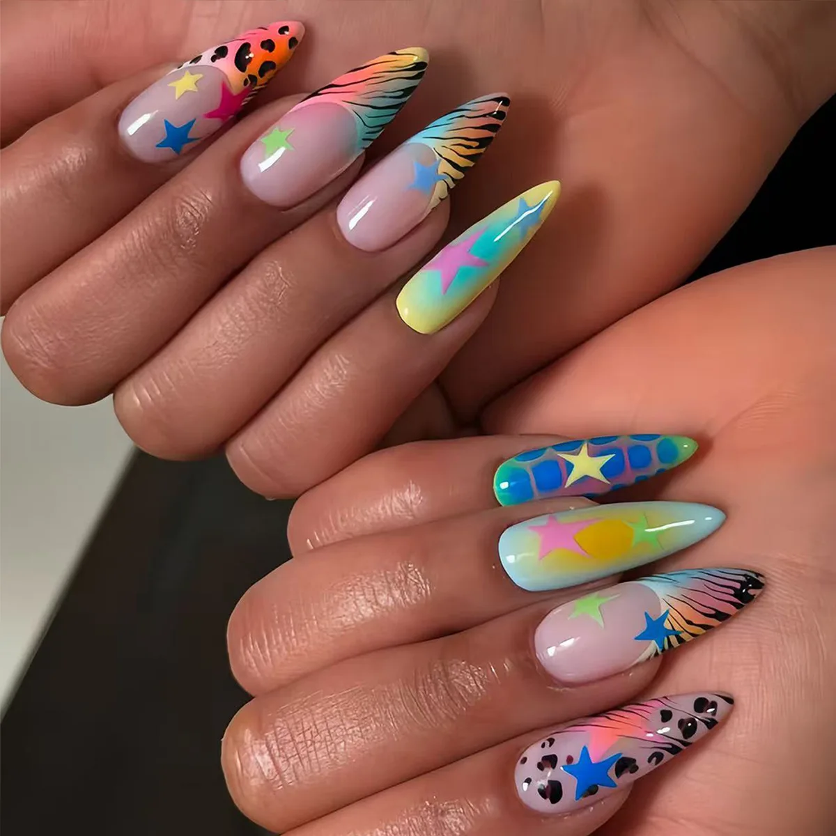 

24PCS Almond Press on Nails Gradient Colorful Polka Dot Star and Yellow Button Decor Retro Sweet Y2K Style Reusable False Nails