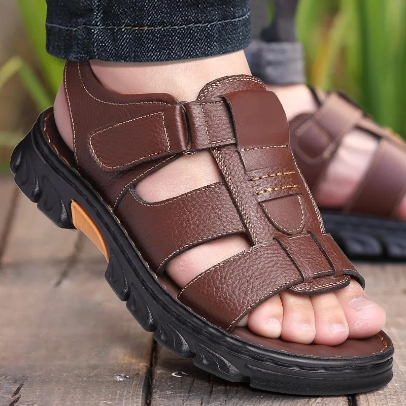 

2025 New Men Beach Slippers Outdoor Non-slip Thick-soled Leather Sandals Platform Light Breathable Men Slipper Zapatillas Hombre
