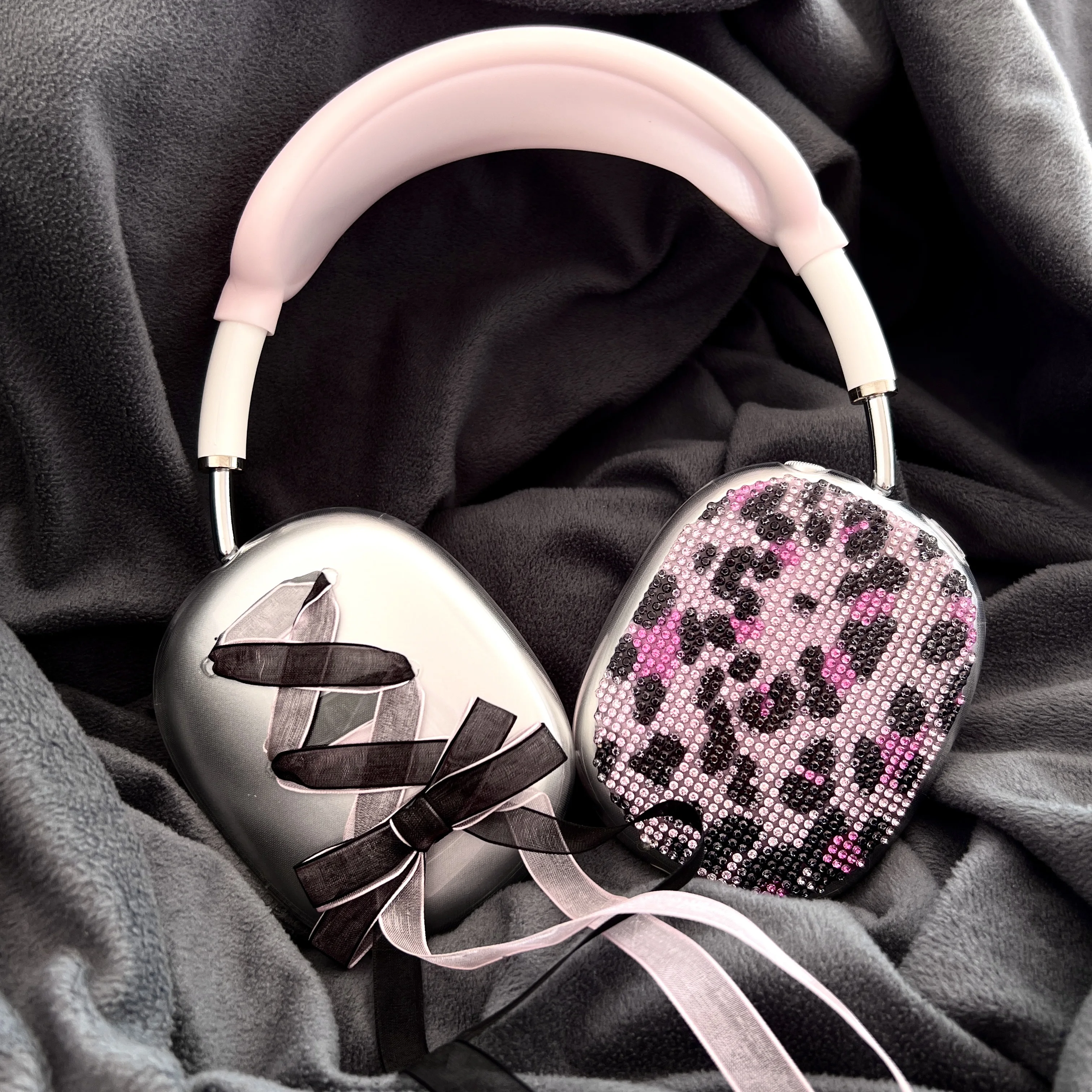 

Original handmade AirpodsMax2 flash diamond earphone case, bow leopard print Xiaohongshu silicone soft case protection