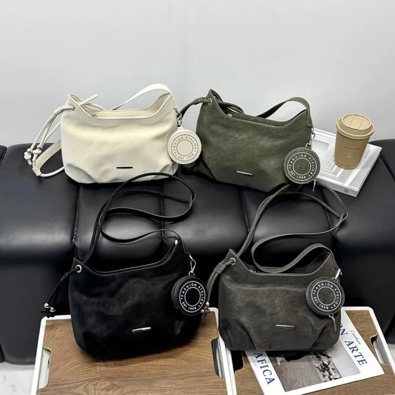 

Women's Fashion Shoulder Bag, Minimalist & Versatile Commuter Crossbody Bag, Premium PU Leather Underarm Bag with Sleek Design