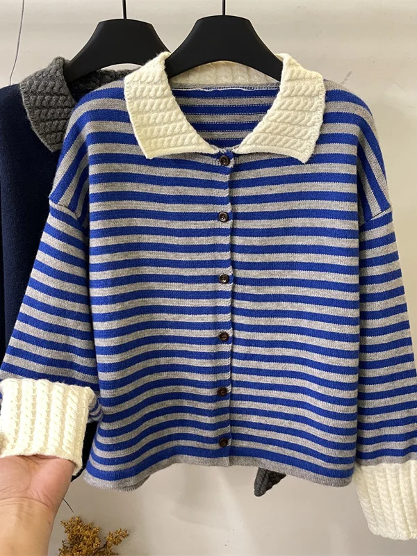 

Моющееся вязаное длинное повседневное пальто в полоску све, женское пальто с отложным воротником на одной пуговице, осенняя новинка, свободный крой