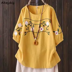 Cotton Linen T-shirts Women 3XL Floral Embroidery Half Sleeve Retro Chinese Folk Style Leisure Stylish Tender Loose Tops Holiday