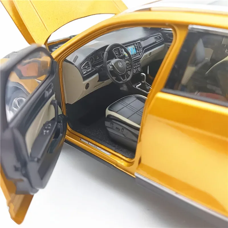 다이캐스트 1:18 체중계 FAW-Volkswagen T-ROC 2018 합금 SUV 도시 오프로드 차량 모델, 수집용 장난감 선물 기념품 전시