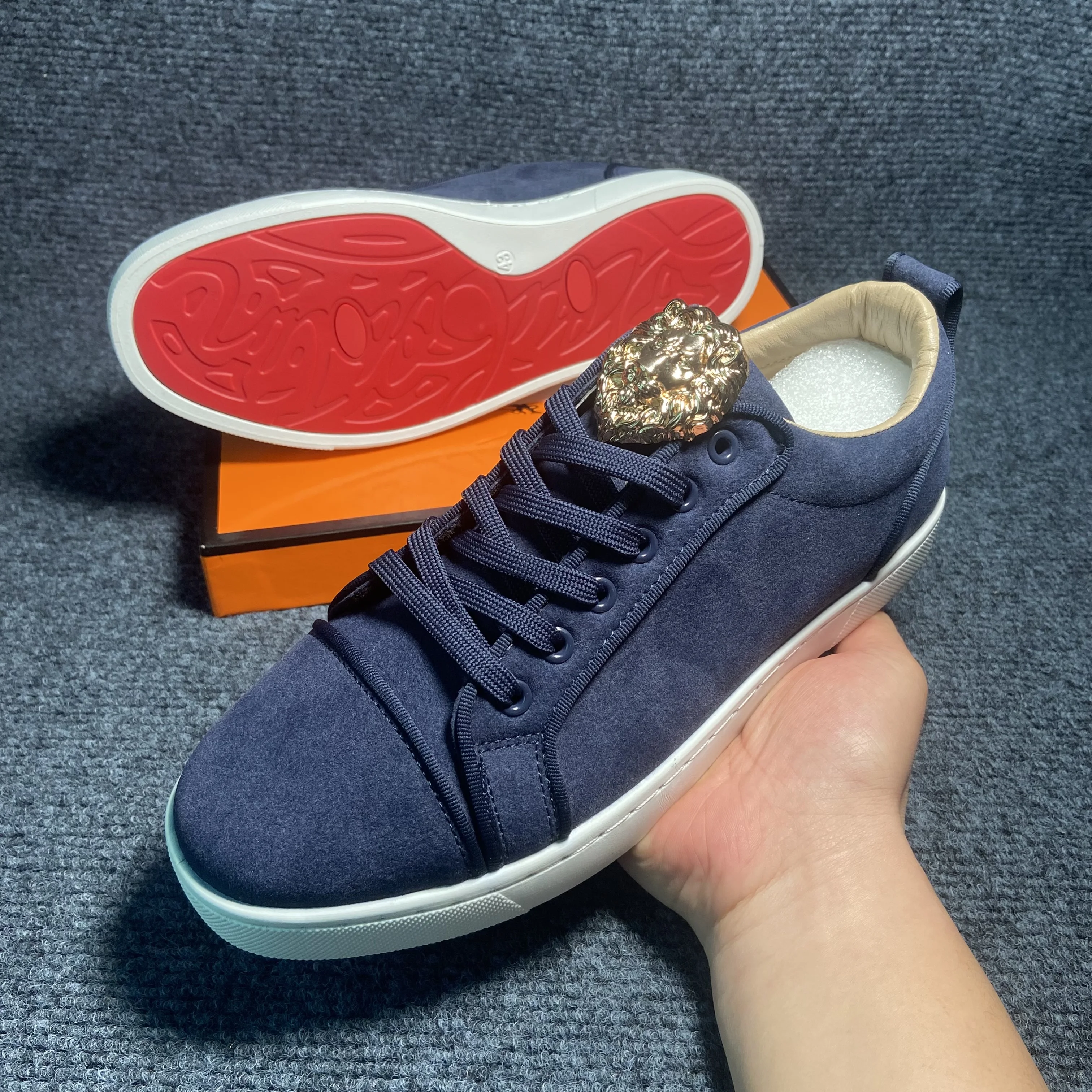 

suede casual shoes for man designer shoes luxury brand skateboard casual sneaker man trainers running shoes mocasines de hombre