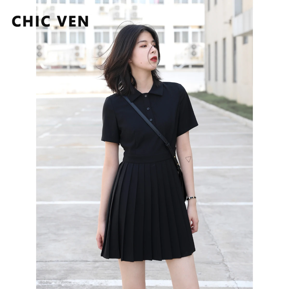 CHIC VEN Women's Dress Solid Pleated Short Sleeve Black Casual Medium Long Party Female Dresses for Women 2022 Summer