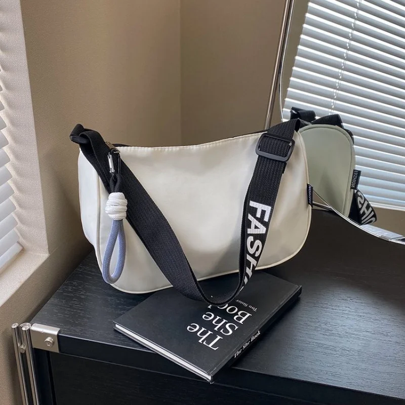 

Женская сумка через плечо из кожи в полоску ящерицы, модная, просторная, мягкая, повседневная, изысканный вид ​