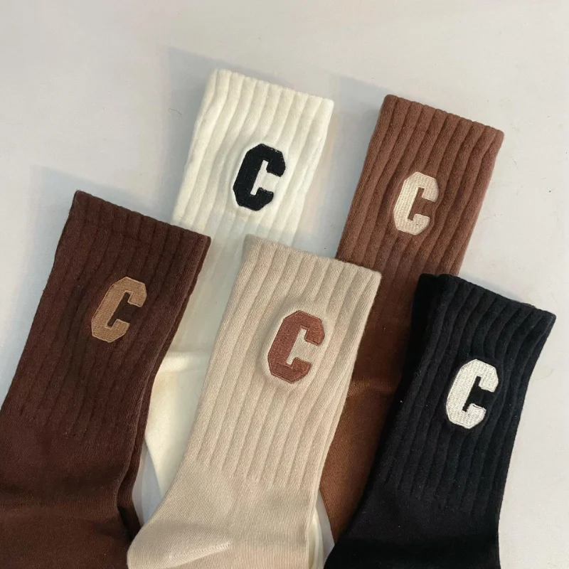 5 Pairs Women\'s C Letter Print Socks, Fashion Versatile Medium Tube Socks, Casual Comfortable Sports Socks For Outdoor