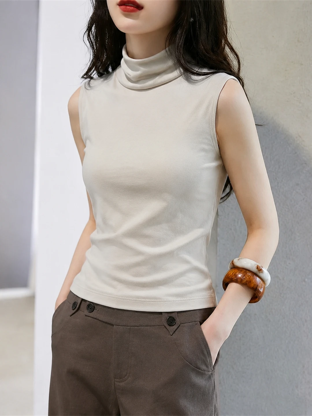 Minimalist Sleeveless Pure Color Hoodie Vest Elegant Daily Summer Slimming Top Age-Defying Small Shirt Commute Style Straight...