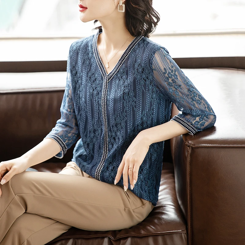 Elegant Floral Lace Hollow Out T-shirt Female Casual Loose Bright Line Decoration 3/4 Sleeve Spring Autumn V-Neck Pullovers 2023