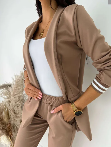 High-quality new women\'s fall and winter in Europe and the United States new simple fashion solid color long-sleeved suit suit