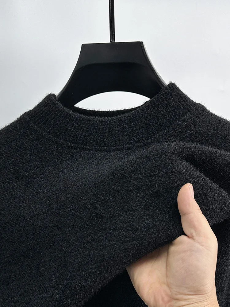 Luxurious Autumn and Winter Men\'s Round Neck Thickened sweater Fashion Casual Solid Color Velvet Chenille Sweater Pullover Top