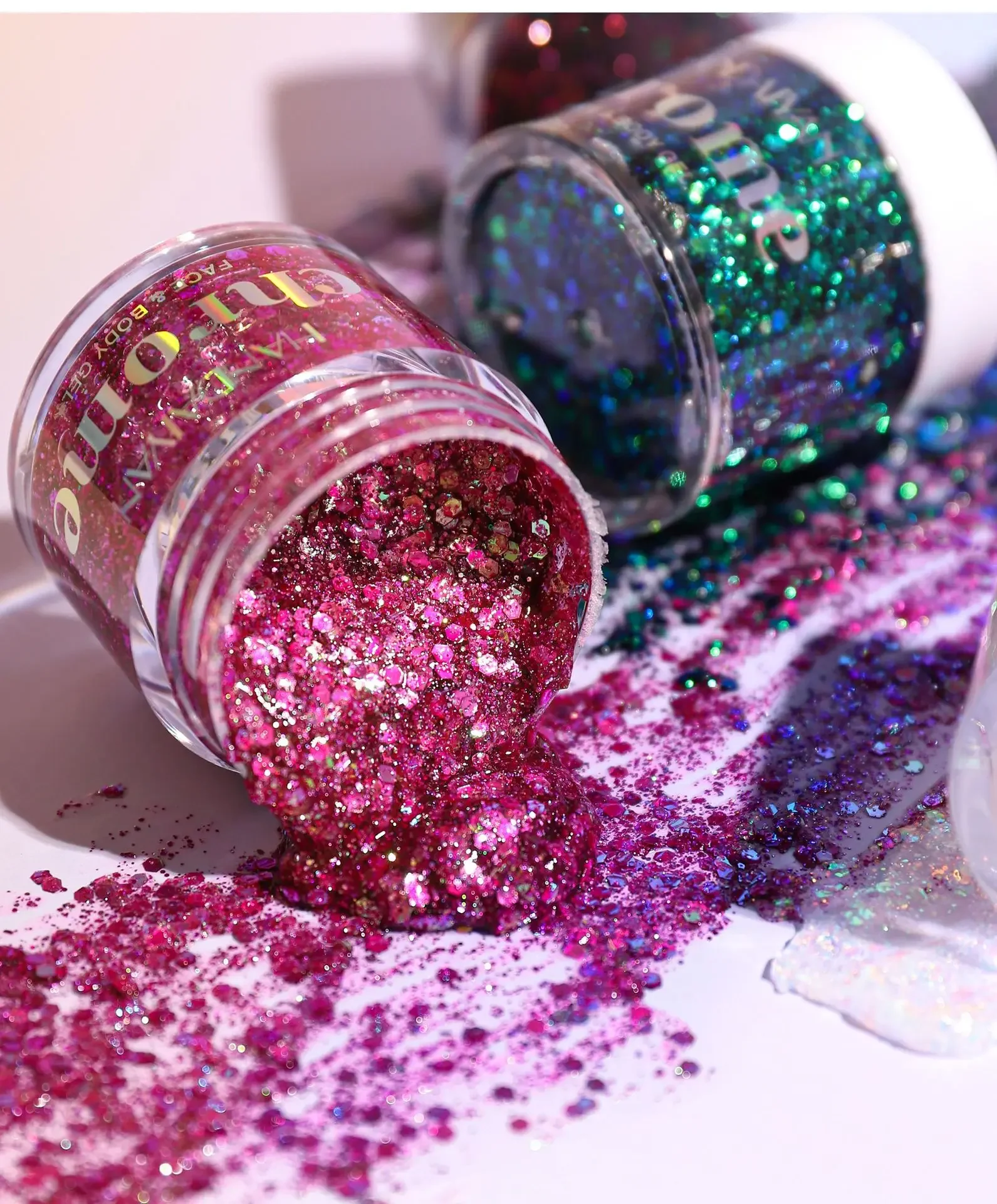 Body Glitter Gel Długotrwały wodoodporny cień do powiek Stage Party Glitter Eyeshadow Hair Face Body Glitter Cream Diamond Makeup