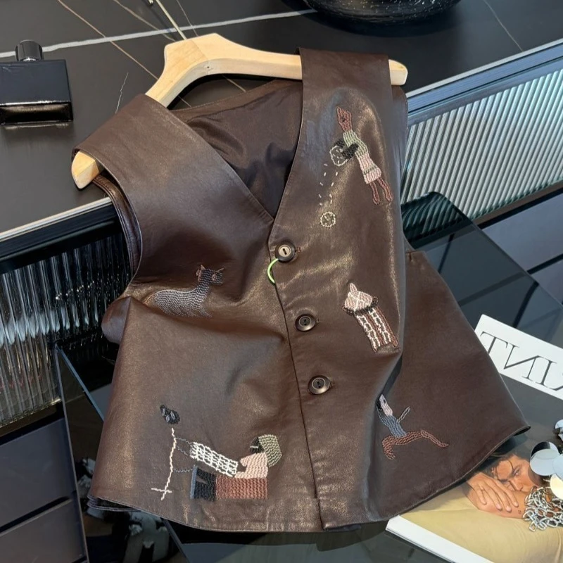 Jesienna moda, luźna i wyszczuplająca kamizelka, europejski styl retro, bogato haftowana kurtka z ekoskóry, kamizelka modna.