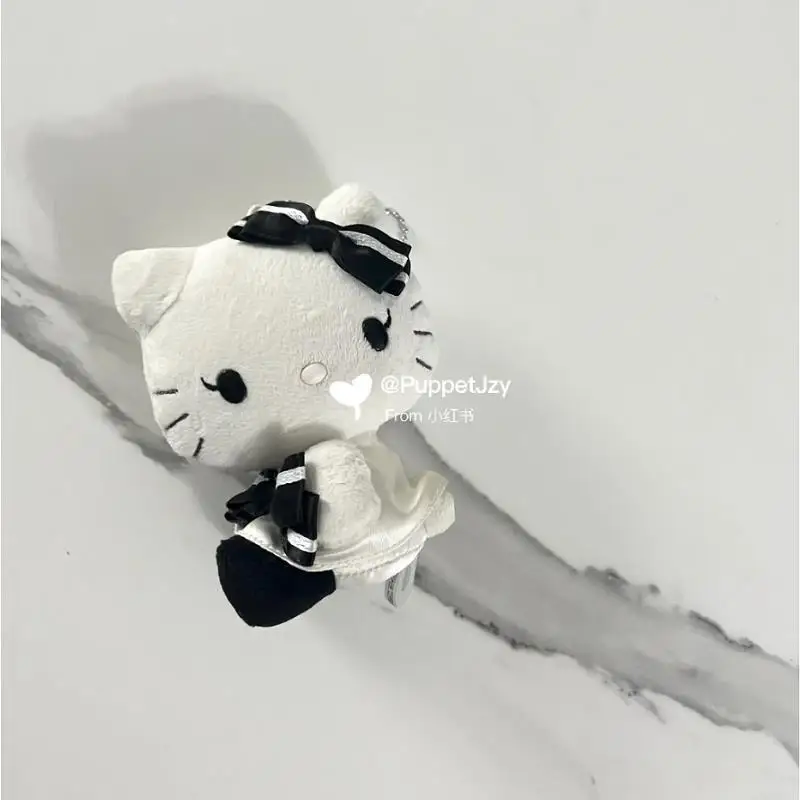 Sanrio Hepburn Style Hello Kitty Bag Pendant Cute Christmas gift Bookbag Key Pendant  Kawaii Anime Girl Gifts