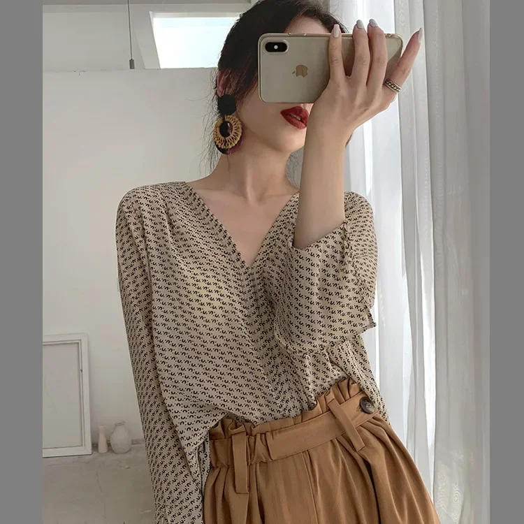 Autumn Fashion Split Long Sleeve Printed Chiffon New 2023 Vintage Elegant Casual Top Beige Female Clothing Outfits for Women