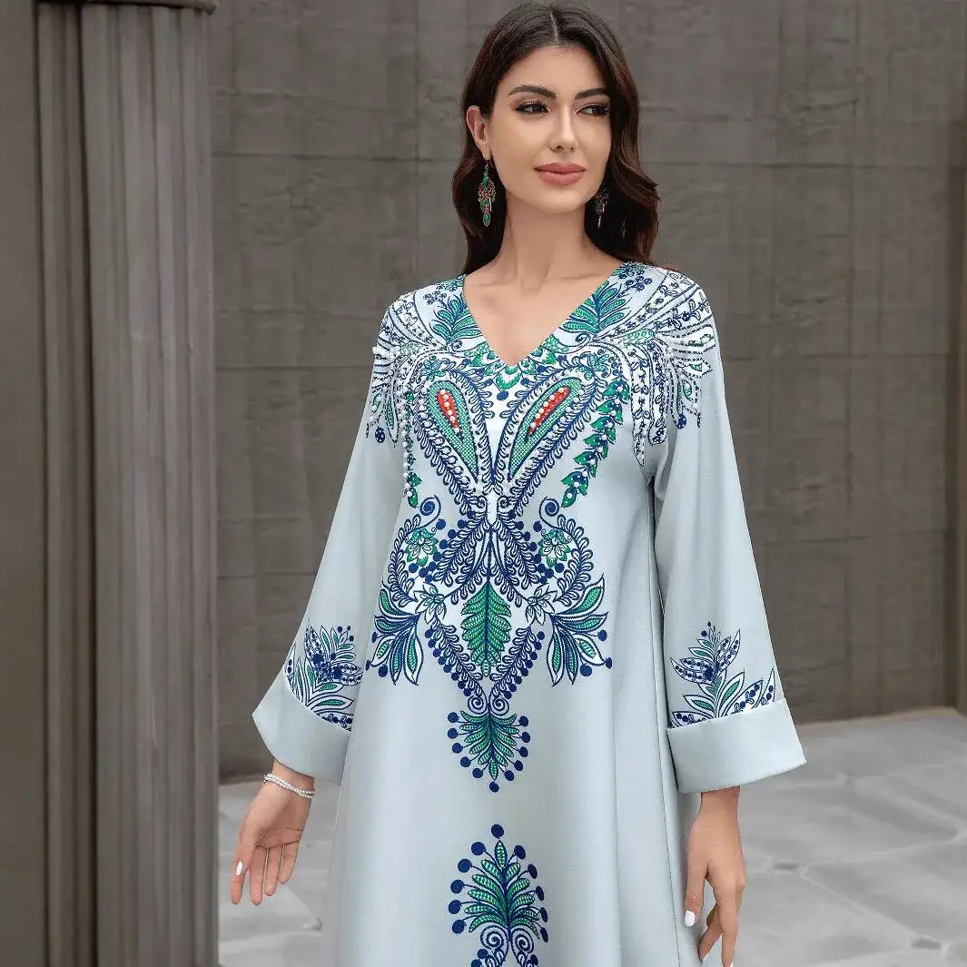 

SW0827 Muslim Women's Robe Abaya Hot Diamond Nail Bead Arabic Dress Style