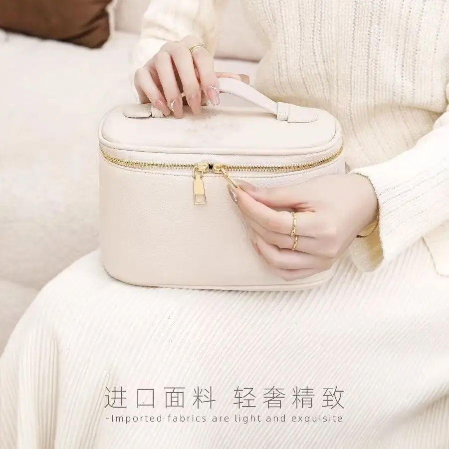 Handheld Cosmetic Bag 2024 New Female Portable Ins Handheld Travel Small Cosmetic Toiletries Storage Bag