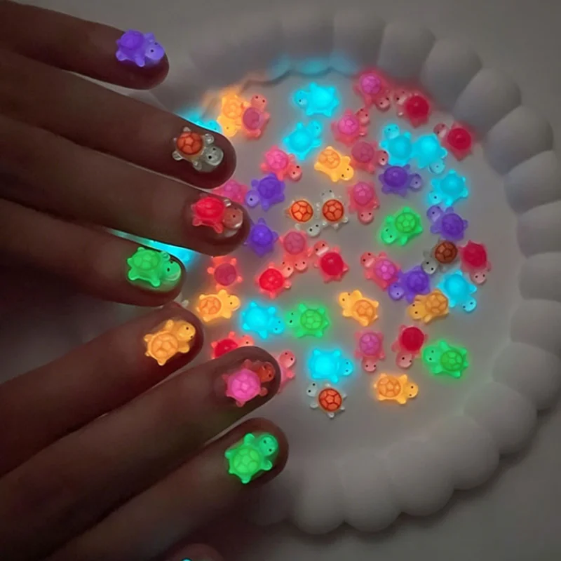 100pcs 3D Mini Resin Turtles DIY Cartoon Night Glow Cute Nail Art Accessories Mixed Little Turtle Figurines Decorations 2026