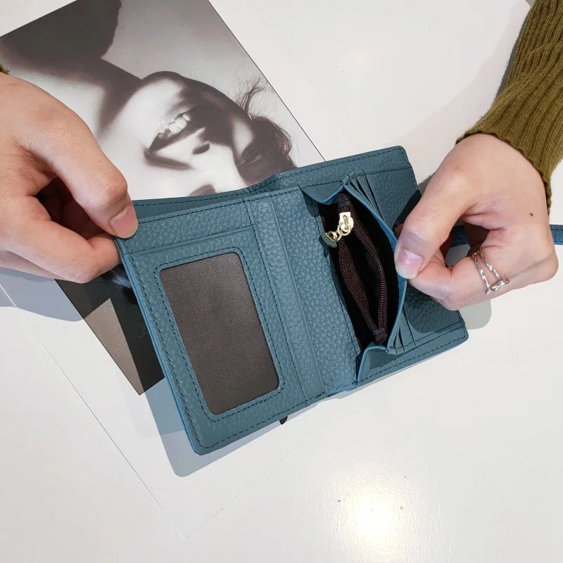 Luxury Brand Designer Short Wallet Womens Round Button Genuine Cow Leather Fashion Wallet Card Holder Coin Pocket Purse Ladies