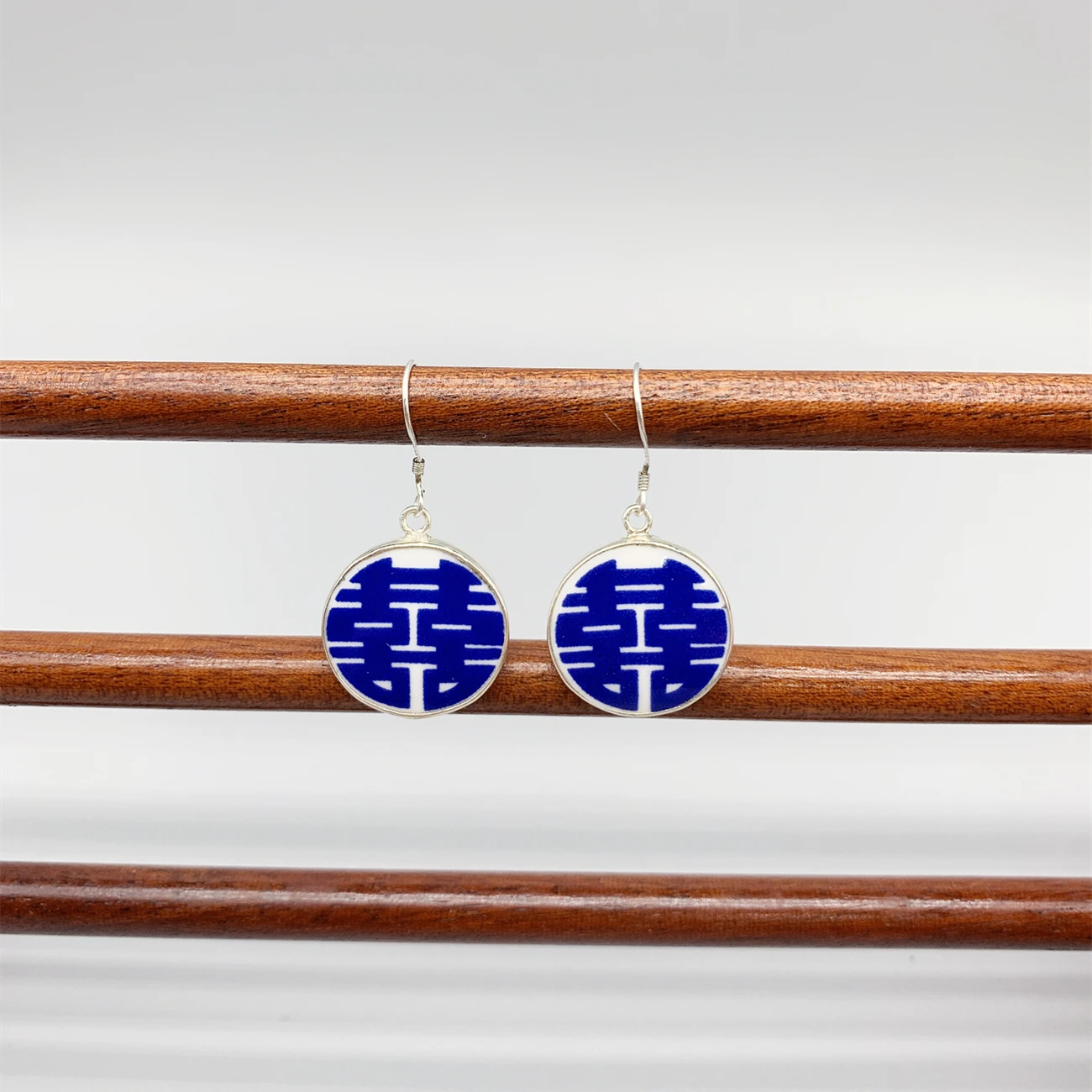 FoLisaUnique 18mm Blue Porcelain Ceramic Earring For Women S925 Sterling Silver Chinese Blessing Double Happiness Dangle