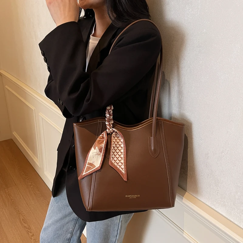 

Vintage Style Women's Single Shoulder Bag PU Leather Handbag Ladies Crossbody Purse Tote Bag for Work School Shopping Travel New