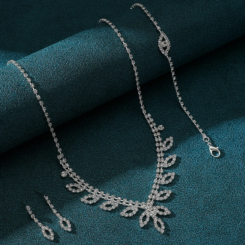 Комплект украшений со стразами и кристаллами, серебряное свадебное ожерелье, серьги, браслет, вечерняя коллекция свадебных украшений для банкета