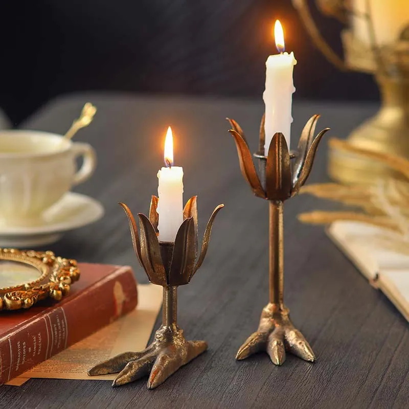 Set of 2 Gold Iron Bird Foot Candle Holders, Claw Shape Vintage Candlestick, 16.5x11.5x7cm, Animal Leg Table Decor