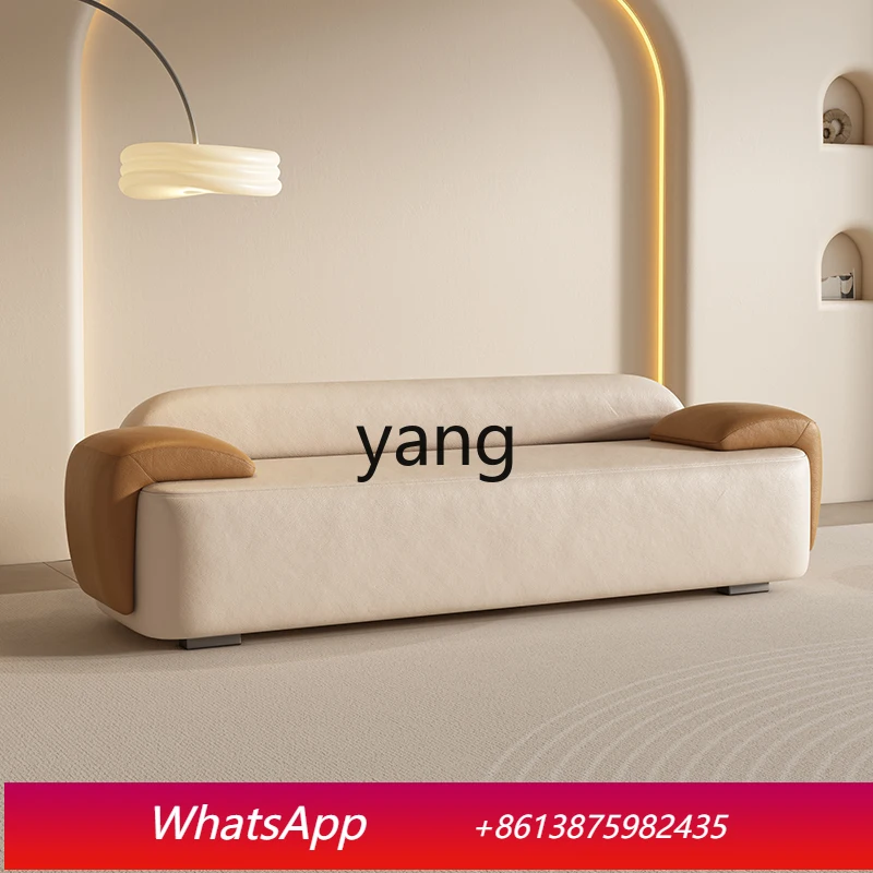 

Прикроватная скамья для переобувания в спальне, табурет для гостиной, скамья для переобувания у стены в гардеробной, табурет для дивана у стены.