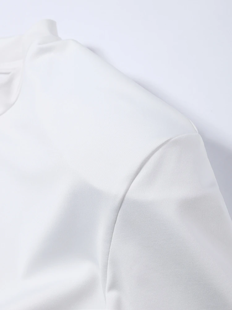 Damen Freizeitkleidung für Pendlerinnen Trendiges Minimalistisches Weißes T-Shirt mit Schulterpolstern Bequemes Oversize-Rundhals-Kurzarm-Oberteil – Detail 6