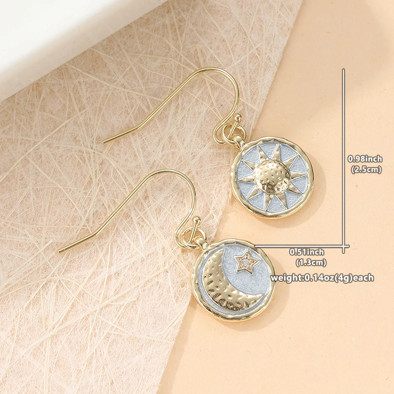 Ethnische Goldfarben Damen-Ohrringe Vintage-Design Runde Metall-Ohrringe mit Handgeschnitzten Sternen und Monden Hängende Ohrringe für Frauen – Detail 3