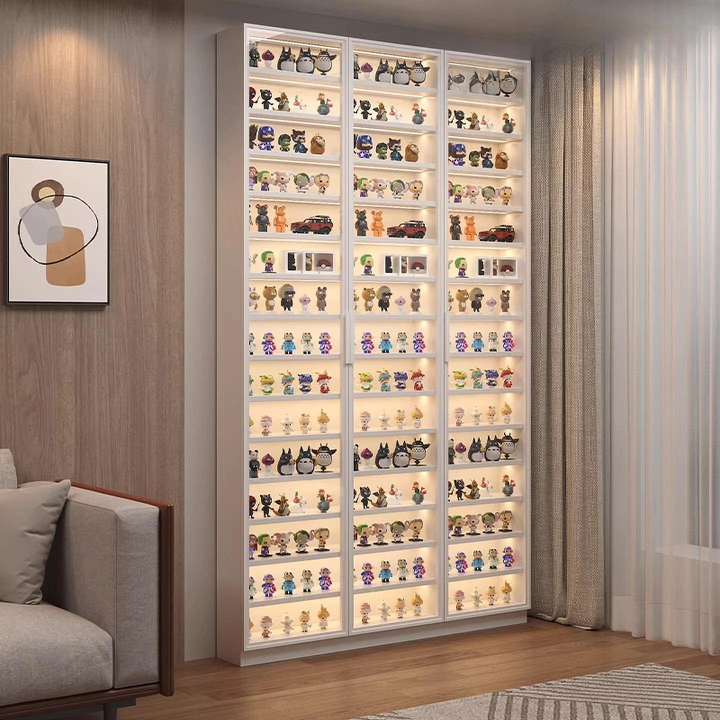 

Роскошный ультратонкий шкаф со стеклянной дверцей и выдвижными ящиками, легко открывающийся.