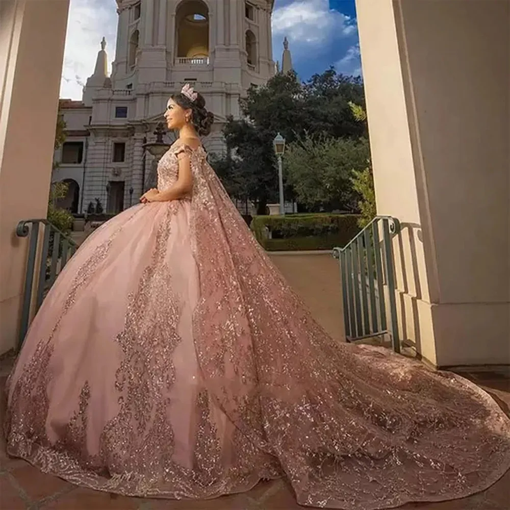 Vestido De quinceañera con apliques De cristal rosa, Vestido De baile con espalda abierta, capa desmontable, escote corazón, sin mangas, 15 y 16 años