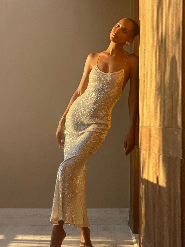 

Sexy Solid Sequin Shinny Slim Maxi Dresses Women Square Neck Sleeveless Backless Robes Fashion Ladies Evening Party Gowns 2024