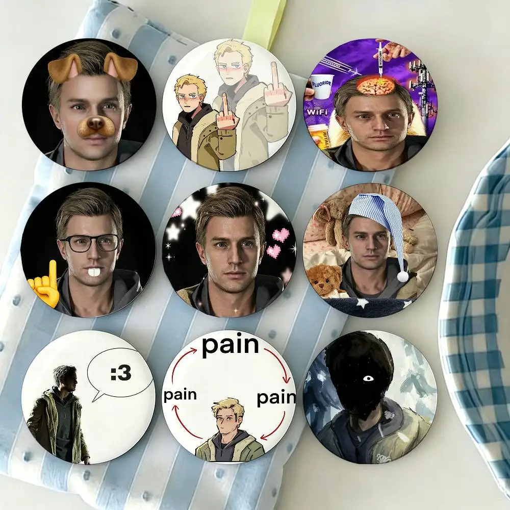 

Game R-ResidentEvil Ethan Winters Badges Creative Tinplate Button PinsBrooch Badge Clothes Backpack