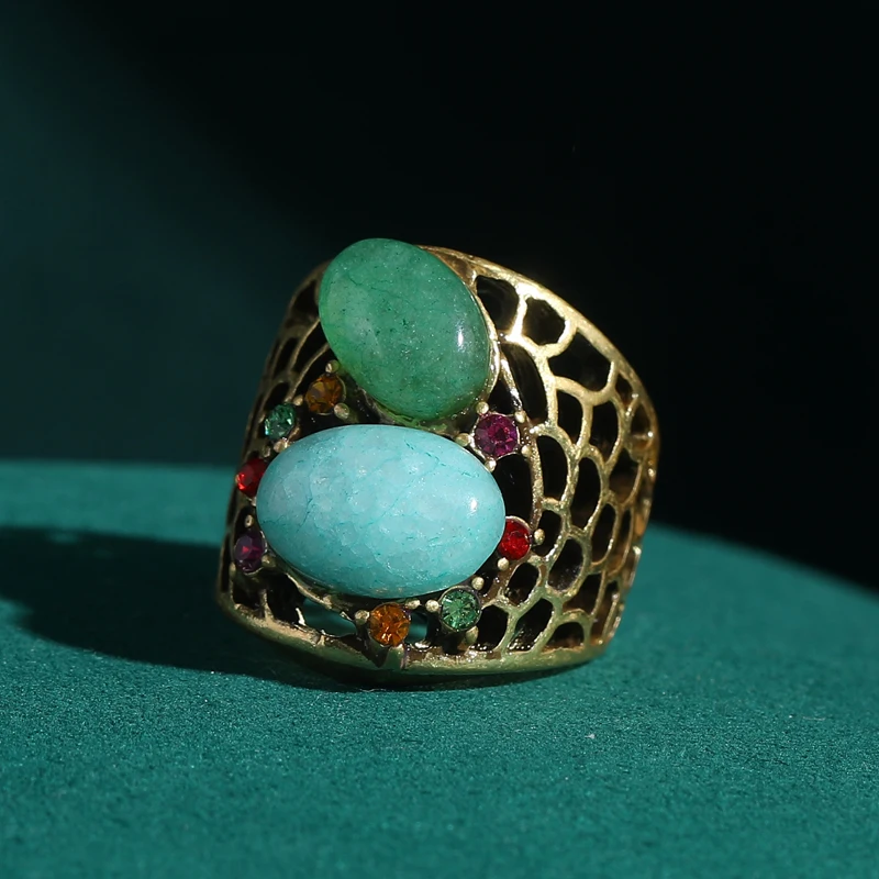

Antique Jewelry Insect Honeycomb Oval Rings Vintage Blue Light Green Stone Gold Color Party for Women Luxury Girls Gift New 2025