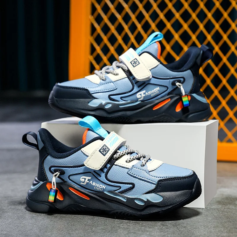 

A pair of children's four-season leather upper sports shoes, wear-resistant and soft running shoes, sizes 28-40，FED-F1876