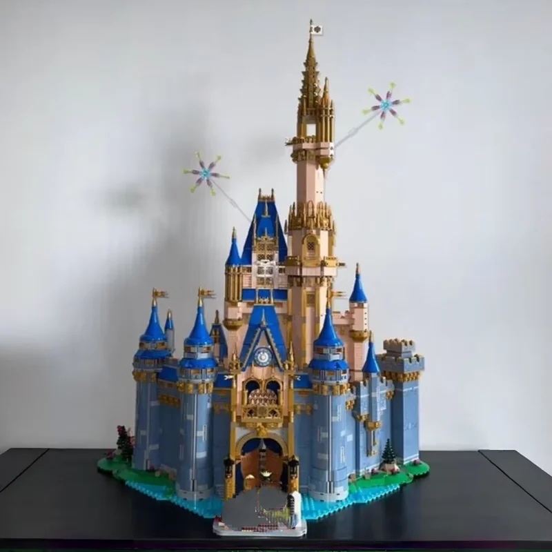 In Stock 4837pcs Large Castle Blue Yellow Architectural Building Blocks Assembly Display Models Collector Edition Birthday Gifts - view 4