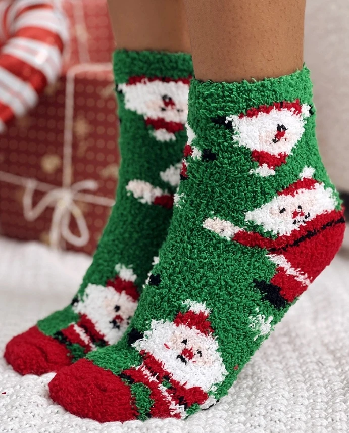 

Christmas Heart-Shaped Patterned Socks for Winter Comfort Warmth Fashion Leisure Cotton Socks