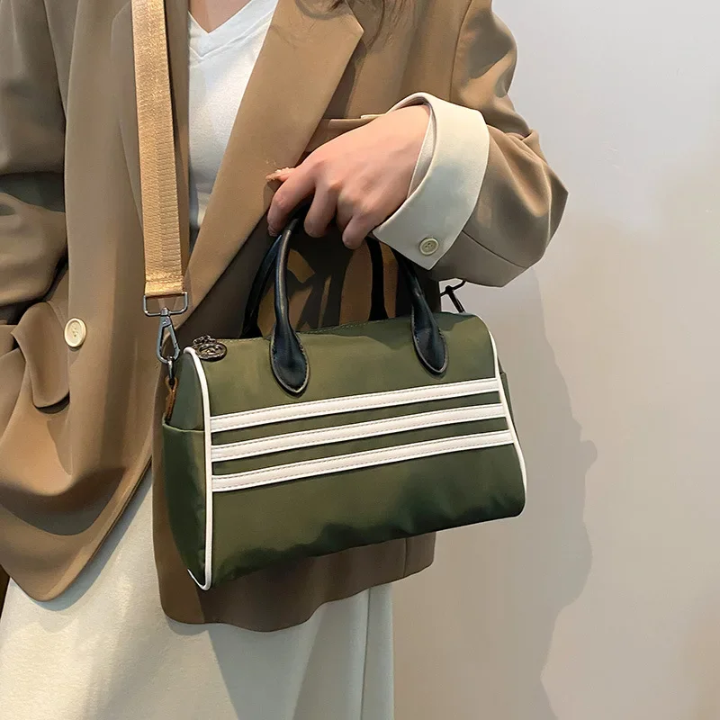 2025 حقيبة كتف نسائية جديدة عالية الجودة متعددة الوظائف حقيبة ساعي حقيبة يد موضة حقيبة مربعة صغيرة حقيبة نسائية