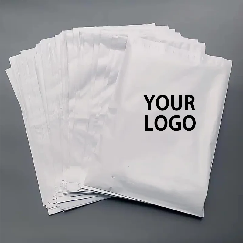 Op maat gemaakte polyethyleen verzendzakken met logo, zelfklevende plastic express-zakken, cadeauverpakkingszakken, gepersonaliseerde verpakking
