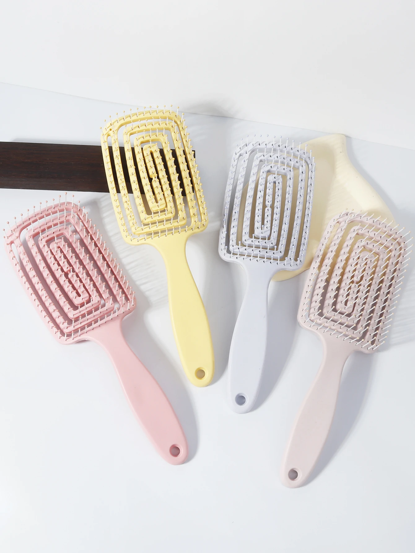 1pc hollow elastic massage hair comb hollow wet curly hair brush hair comb salon hair styling tool Special for real hair wigs