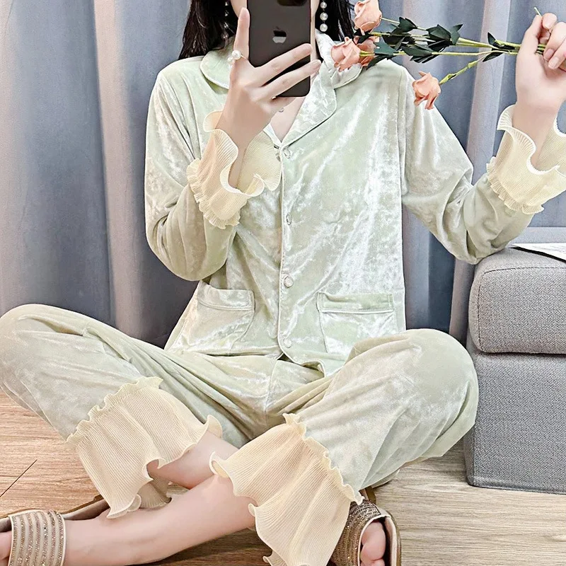 Women\'s Gold Velvet Pajamas Long-sleeved Suit French Ruffled Lace Fall And Winter New Warm Fashion Sweet Homewear