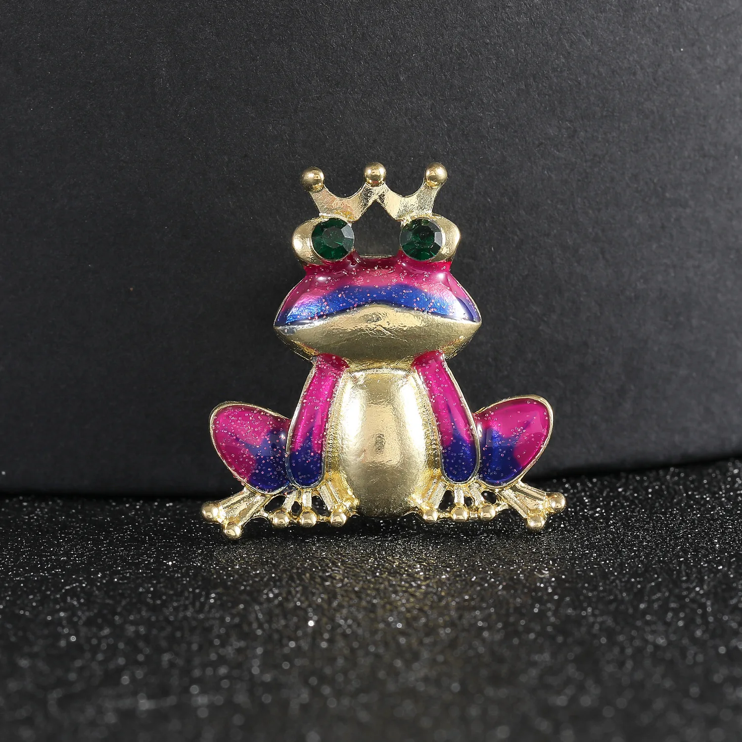 1Pc Retro Prince Frog Toad Brooch for Women Men Fashion Animal Brooches Pins Jewelry Accessories Party Gifts 2026