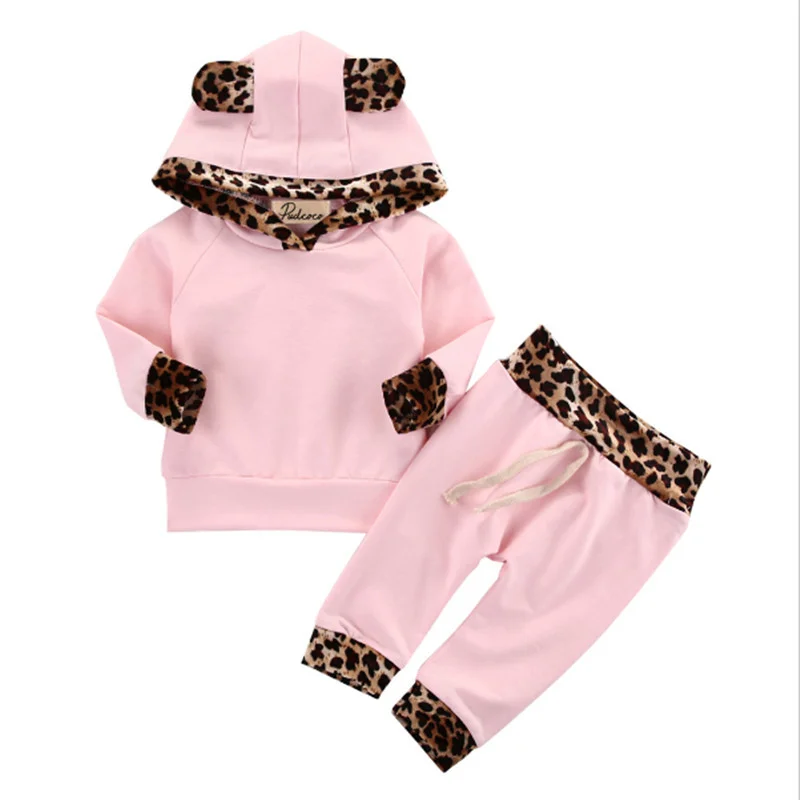 Winter   0-1  Years  Old    Long   Sleeved   Hooded    Leopard   Print   Stitching   Sweatshirt ，Suitable   For   Daily   Wear